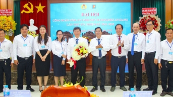 សមាជសហជីពនៃក្រុមហ៊ុន Petrolimex An Giang One Member Co., Ltd.