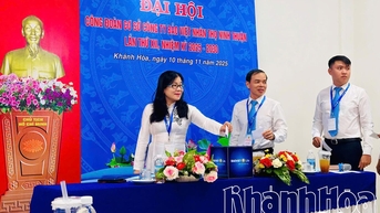 មហាសន្និបាតលើកទី 12 នៃសហជីពនៃក្រុមហ៊ុន Bao Viet Life Ninh Thuan