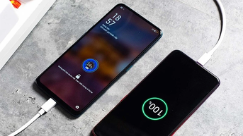 iPhone, Samsung hay điện thoại Trung Quốc đúng trong tranh cãi sạc pin?