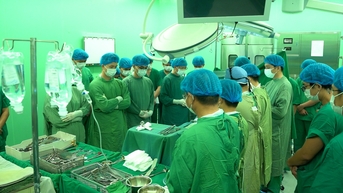 Chợ Rẫy ghép tạng 2 đợt trong 3 ngày: Cứu 7 người, có ca ghép phổi đầu tiên phía Nam