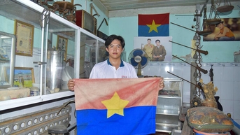 សិស្សអាយុ 17 ឆ្នាំប្រមូលវត្ថុអនុស្សាវរីយ៍ចាស់ៗ