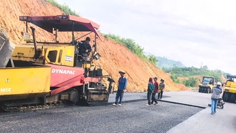 ជំនះការលំបាកលើការដ្ឋានសំណង់ផ្លូវហាយវេ ១៤E