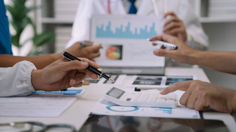 Mua bán – Sáp nhập (M&A) cho ngành y tế Việt Nam và vấn đề pháp lý cần lưu ý