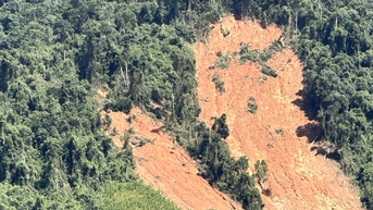 ឆ្លើយតបយ៉ាងសកម្មចំពោះភ្លៀងធ្លាក់ខ្លាំងនៅដើមឆ្នាំ និងពីចម្ងាយ