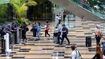 Hành khách khởi hành từ Singapore sẽ phải trả tới 32 đô la Mỹ phí nhiên liệu xanh