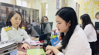 Tuyên truyền, hỗ trợ người nộp thuế làm quen với phương thức quản lý mới