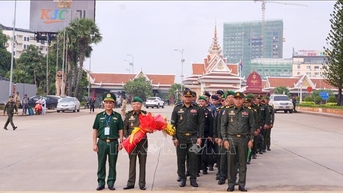 មន្ត្រីវ័យក្មេងវៀតណាម និងកម្ពុជាពង្រឹងសាមគ្គីភាព