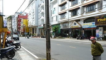 Khẩn trương thu hồi đường dây, trụ điện nổi trên tuyến đường Bùi Thị Xuân