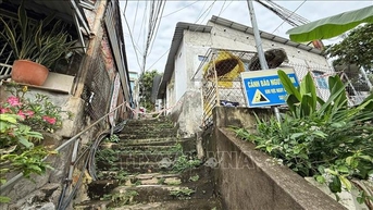 Triển khai biện pháp ngăn ngừa sạt lở trên núi Tương Kỳ