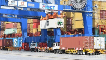 Việt Nam xuất siêu đạt gần 20 tỷ USD trong 10 tháng năm 2025