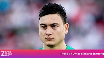 Van Lam បាន​រង​របួស​ក្នុង​ការ​ហ្វឹកហាត់​លើក​ដំបូង​របស់​ក្រុម​វៀតណាម។