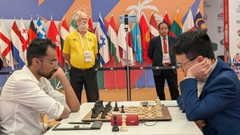 Lê Quang Liêm chia điểm tại ván đầu tiên vòng 4 World Cup cờ vua 2025