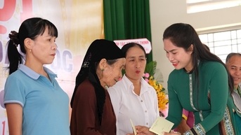 ពិធីបុណ្យសាមគ្គីនៅទឹកដីផ្លែឈើ Da Huoai ២