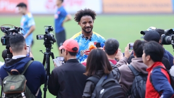 Xuân Son nói gì trong ngày tái xuất đội tuyển Việt Nam?