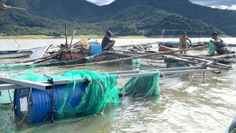 Người nuôi cá trong lòng hồ Định Bình trắng tay sau bão