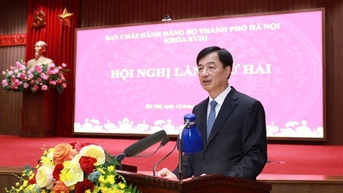 លេខាគណៈកម្មាធិការបក្សទីក្រុងហាណូយ៖ ធ្វើវិមជ្ឈការ និងផ្ទេរសិទ្ធិអំណាចយ៉ាងហ្មត់ចត់ ផ្ទេរអំណាចពិតប្រាកដដល់មូលដ្ឋាន