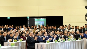 អគ្គលេខាធិកា To Lam ចូលរួមខួបលើកទី 80 នៃវិស័យកសិកម្ម និងបរិស្ថាន