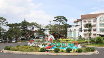 Các phường “quên” chỉnh trang đô thị?