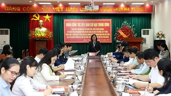 Đoàn công tác số 5 Ban Chỉ đạo Trung ương làm việc với Đảng ủy xã Hàm Yên