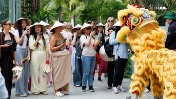 Đà Nẵng nên làm gì để thu hút khách Nga?