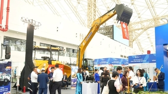 បើកសប្តាហ៍ឧស្សាហកម្ម និងបច្ចេកវិទ្យាវៀតណាមឆ្នាំ 2025