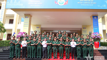 Đại tướng Phan Văn Giang thăm, làm việc tại Sư đoàn 5 (Quân khu 7)