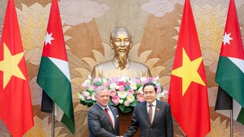 Chủ tịch Quốc hội Trần Thanh Mẫn hội kiến Quốc vương Jordan