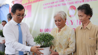 ភូមិ Mieu Ba (ឃុំ Can Gio) ប្រកួតប្រជែងយក 100% នៃគ្រួសារដើម្បីកសាងការងារតាមផែនការ។