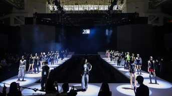 Dàn sao “hot” khuấy đảo Vietnam International Fashion Week F/W 2025 trước giờ G