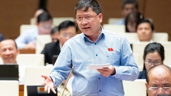 ប្រតិភូរដ្ឋសភាចាប់អារម្មណ៍លើយន្តការគ្រប់គ្រងយានជំនិះគ្មានមនុស្សបើក។