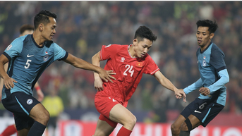 Hai Long báo tin không vui với HLV Kim Sang Sik