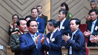 [រូបថត] នាយករដ្ឋមន្ត្រី Pham Minh Chinh ចូលរួមសន្និសីទបូកសរុបរយៈពេលមួយឆ្នាំនៃការពង្រាយកម្លាំងដើម្បីចូលរួមការពារសន្តិសុខ និងសណ្តាប់ធ្នាប់នៅថ្នាក់មូលដ្ឋាន។