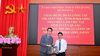 គណៈប្រតិភូការងារទីក្រុង Niki ខេត្ត Hokkaido (ប្រទេសជប៉ុន) បានមកទស្សនា និងធ្វើការនៅខេត្ត Tuyen Quang