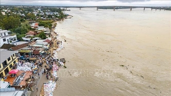 ការបាក់ដីយ៉ាងធ្ងន់ធ្ងរ ទីក្រុង Da Nang ប្រកាសស្ថានភាពអាសន្ន ស្តីពីគ្រោះធម្មជាតិ