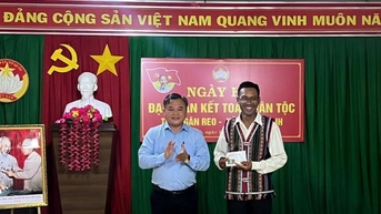 Thôn Gần Reo phát huy sức mạnh đại đoàn kết toàn dân tộc