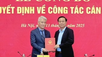 សេចក្តីប្រកាស និងប្រគល់សេចក្តីសម្រេចតែងតាំងអនុប្រធាននាយកដ្ឋានច្បាប់