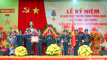 Thượng tướng Lê Huy Vịnh dự Lễ kỷ niệm 60 năm Ngày truyền thống Trung đoàn 257 (Sư đoàn 361)