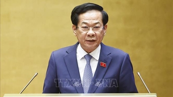 មន្ត្រីជាច្រើនត្រូវធ្វើការងារក្រៅពីជំនាញរបស់ខ្លួន ដោយកាត់បន្ថយប្រសិទ្ធភាពការងារ។