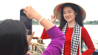 គំរូ​កសិដ្ឋាន​ចិញ្ចឹម​គុជ​ទឹកសាប​ពិសេស​រួម​ជាមួយ​នឹង​វិស័យ​ទេសចរណ៍​នៅ​កូន​កោះ Thoi Son