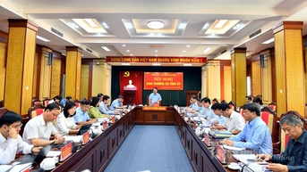 លើកកំពស់តួនាទីរបស់អង្គភាពនយោបាយសង្គមនីមួយៗ រួមចំណែកអនុវត្តសេចក្តីសម្រេចចិត្តនៃមហាសន្និបាតបក្សខេត្តលើកទី១ ប្រកបដោយជោគជ័យ។