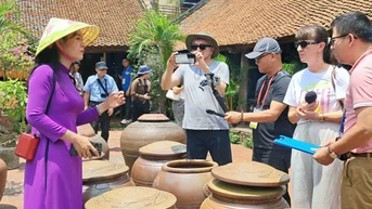 Khai thác “mỏ vàng” du lịch ngoại thành