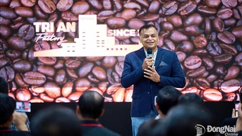 លើកតម្កើងកសិករក្នុងការអភិវឌ្ឍន៍កសិកម្មប្រកបដោយនិរន្តរភាព