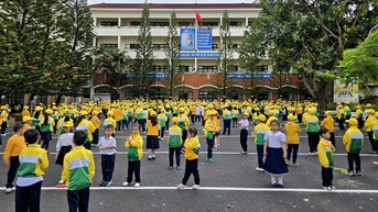 អនុវត្ត​នីតិវិធី​ដាក់​វិន័យ​ចំពោះ​នាយក​សាលា​បឋម​សិក្សា ទ្រុង វឿង