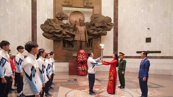 ពិធី​អុជ​ធូប​នៃ​មហោស្រព​កីឡា​រាជធានី​លើក​ទី​១១ ឆ្នាំ​២០២៥