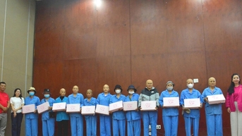 Đồng hành bệnh nhân ung thư vú qua chương trình sinh hoạt định kỳ