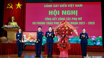 ស្ត្រីឆ្មាំឆ្នេរសមុទ្រវៀតណាមមានមោទនភាពចំពោះប្រពៃណីរបស់ពួកគេ ហើយឈានចូលយុគសម័យថ្មី។