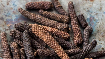 Giá tiêu hôm nay 14/11/2025 giảm nhẹ 1000 đồng, thế giới đi ngang