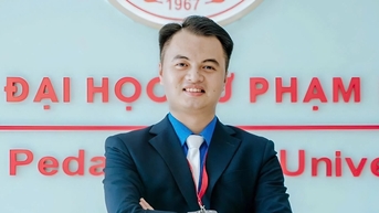 Học sinh giỏi quốc gia 3 lần thi đại học, trở thành thủ khoa ở tuổi gần 30