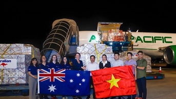 Australia đóng góp thêm 800.000 đô la Úc cho người dân Việt Nam bị ảnh hưởng bởi bão