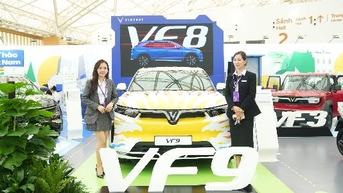 VinFast chinh phục người tham dự Tuần lễ Công nghiệp và Công nghệ Việt Nam 2025 bằng dải sản phẩm xe điện ấn tượng